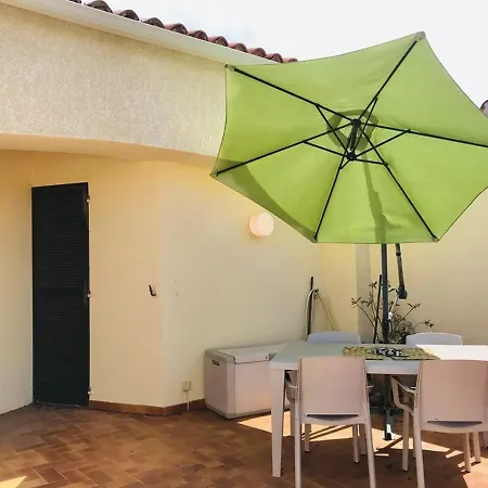T2 A Avec Terrasse Et Parking, A 100m De La Plage - Fr-1-63-263 Lumio (Corsica)