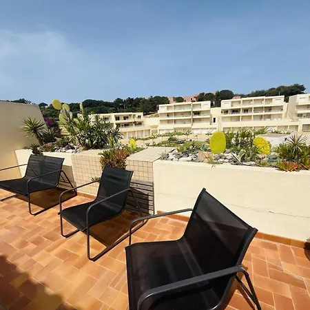 T2 A Avec Terrasse Et Parking, A 100m De La Plage - Fr-1-63-263 Lumio (Corsica)